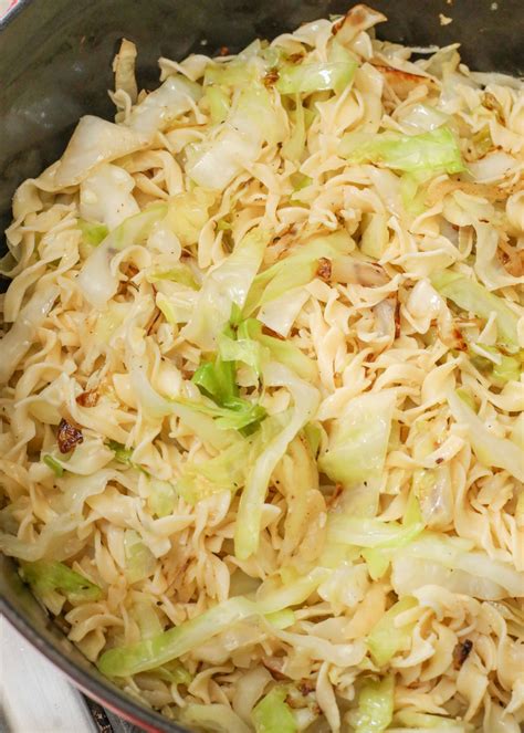 Cabbage and Noodles - Vegetable Recipes