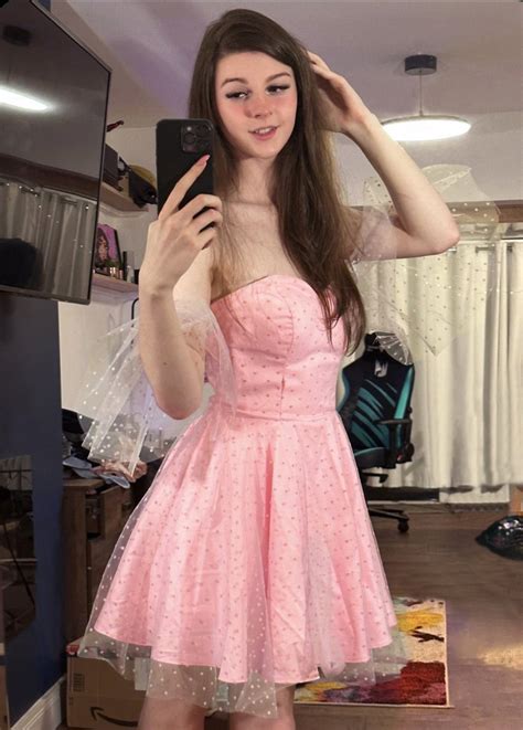 Pin by Shrove Day on Fav Gurls | Transgender outfits, Girly dresses ...