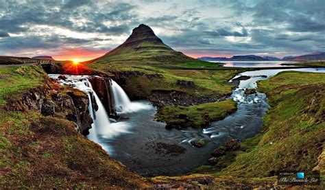 Kirkjufellsfoss Waterfall at Grundarfjordur on the Snaefellsnes ...