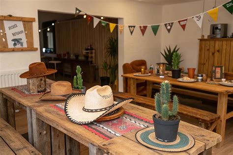 15+ Creative Wild West Theme Party Ideas