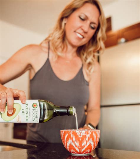 How To Choose The Healthiest Cooking Oils And Which To Avoid – Holly Roser Fitness