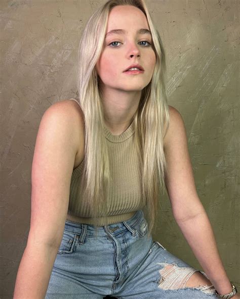 Madison Wolfe 04/22/2023 • CelebMafia