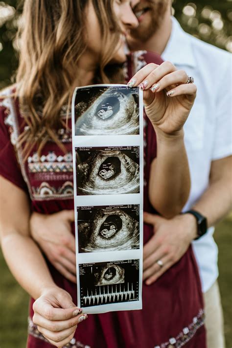 Baby announcement photo with sonogram | Baby announcement photos ...