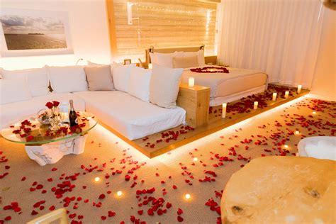 Romantic Hotel Rooms