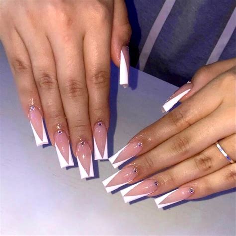 White French Tip Nail Art