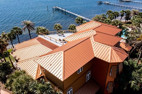 How to Calculate Wind Uplift for Metal Roofing in Florida