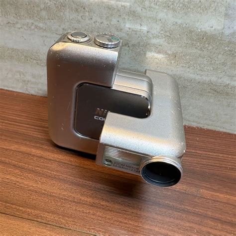 Nikon COOLPIX SQ デジカメ デジタルカメラ