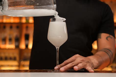 Frozen Margarita Recipe by DrinksWorld