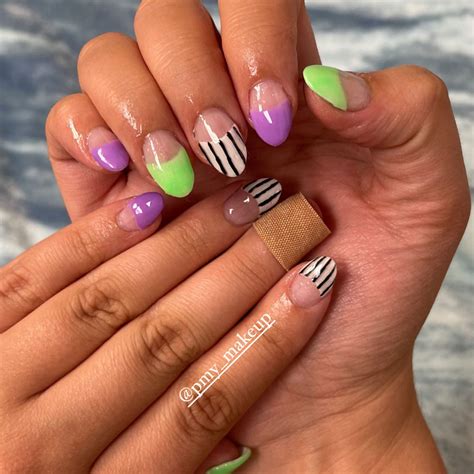 30+ Spooky Halloween French Tip Nails - Nail Designs Daily