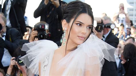 Kendall Jenner Keeps the Naked Dress Trend Alive and Well at Cannes ...