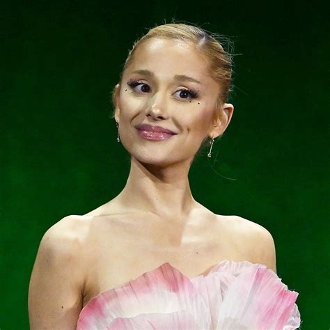 Ariana Grande Fotoshoot 2024 Seventeen Magazine Ariana Grande: