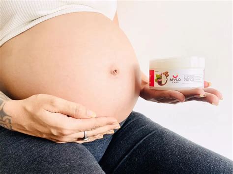 Stretch Mark Cream with Striover, Saffron & Shea Butter | Mylo Care