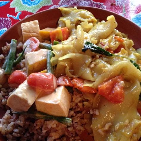 Wild Rose of Thailand - Bend Oregon Restaurant - HappyCow