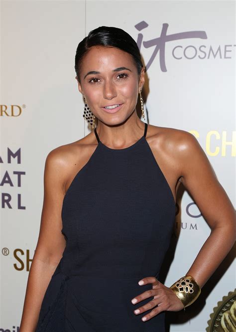 Emmanuelle Chriqui Instagram Emmanuelle Chriqui Twitter, Instagram, Personal Photos ...