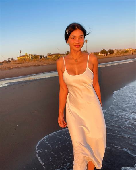 Joleen Diaz | a little overdressed but this was a much needed mental reset at the beach 🥹 💎 ...