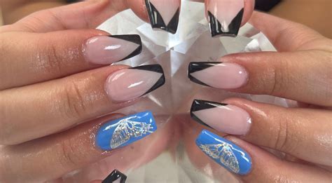 Mysa Nail Bar - 746 E Broadway - Boston | Fresha