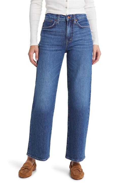 These Are the 29 Best Jeans for Petite Women | Who What Wear