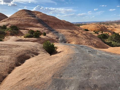 Moab Rock Crawl - Hell's Revenge & Fins 'n Things with R1T (during ...