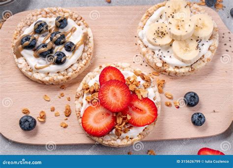 Rice Crackers Healthy Snack, Crackers Topped with Banana, Fresh Berries ...
