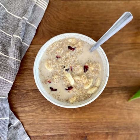 Magnesium Rich Breakfast: Banana Quinoa Porridge