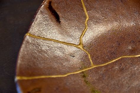 Kintsugi Philosophy: How Japan’s Golden Art of Repair Transforms Broken ...