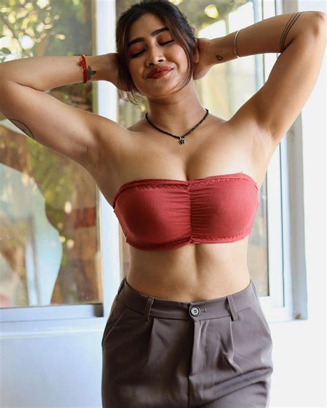 Hottest Instagram Model Sofia Latest Sizzling Pics Goes Viral Photos ...