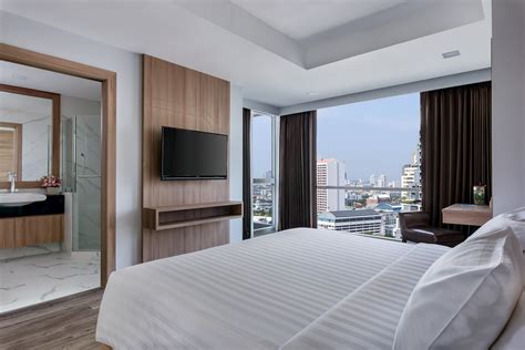 Adelphi Grande Executive One Bedroom Suite with Modern Amenities