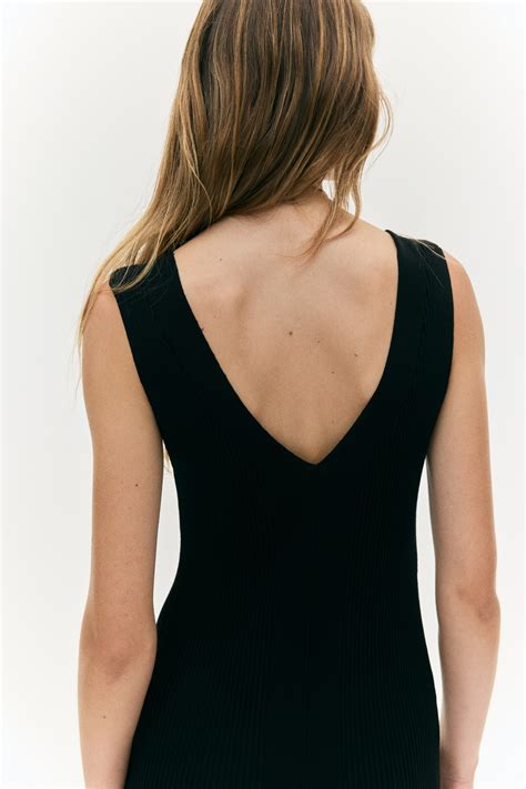 Flared rib-knit dress - Black - Ladies | H&M SG