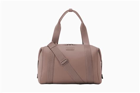 28 Best Weekender Bags For Women (Buying Guide)