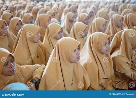 Faces of Young Indonesian Muslim Women at a Religious Event Editorial ...