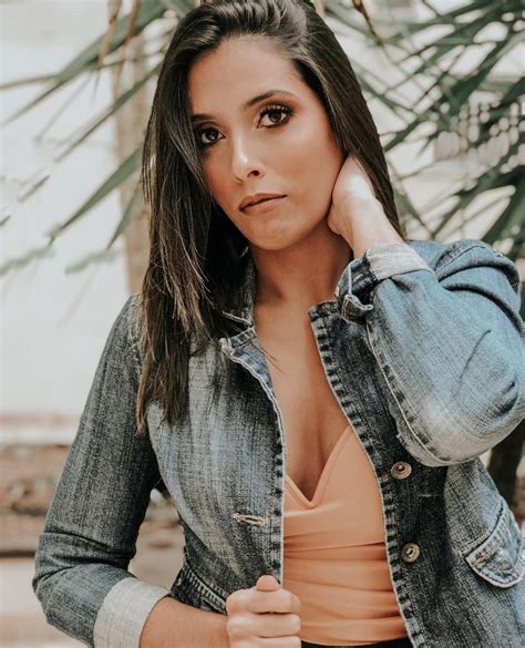 Marcia Braga | Maquiadora on Instagram: “Vocês também têm clientes muito gatas e ficam com ...