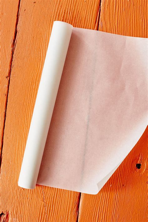 Parchment Paper vs Wax Paper vs Butcher Paper | Differences & How to Use