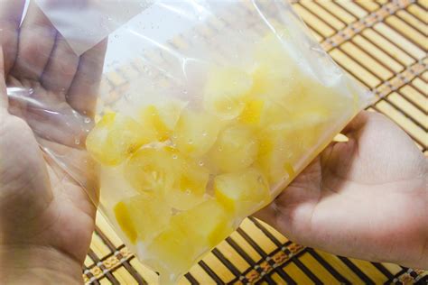 Garbage Disposal Cleaning Ice Cubes at Elsie Tucker blog