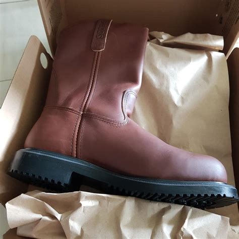 Red Wing Pecos Boots (2231), Men's Fashion, Footwear, Boots on Carousell