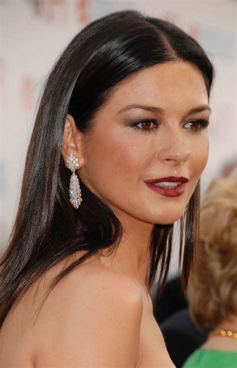 Catherine Zeta Jones Hairstyles | dev.onallcylinders.com