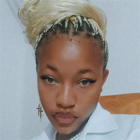 Blonde knotless braids hairstyles | Quick updos, Braided hairstyles, Braids