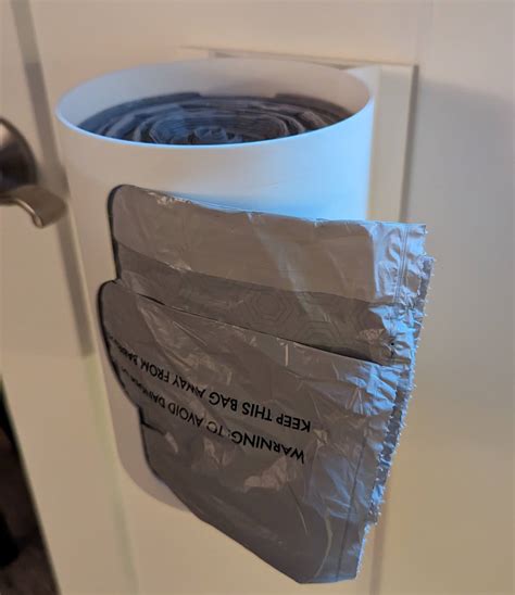 Trash Bag Holder - Large by Andrew Zenk | Download free STL model ...