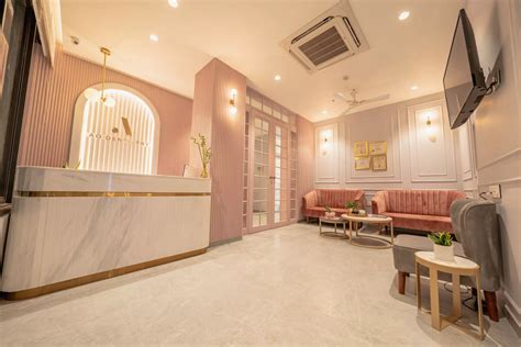 Top 10 Reasons For Yellow Teeth Causes and Prevention | AO Dentistry