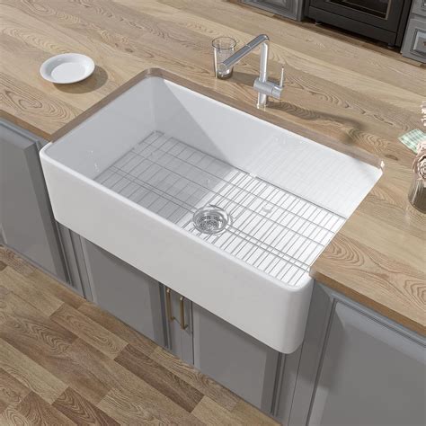 White Farmhouse Sink
