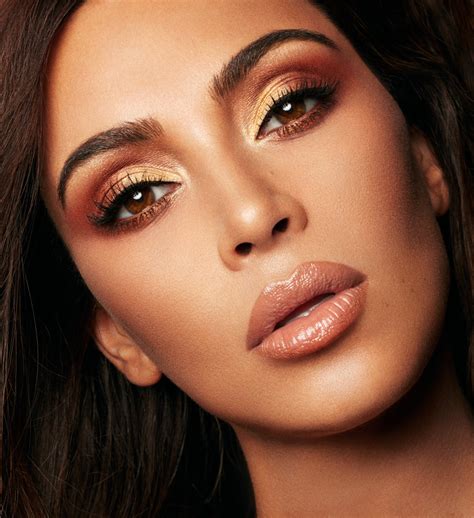 Kim Kardashian Eye Makeup Colors | Saubhaya Makeup
