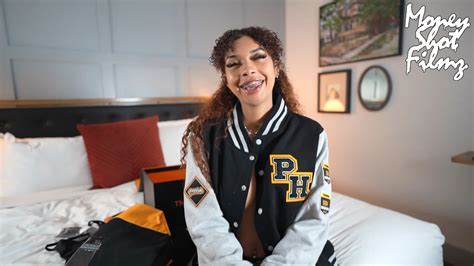 Pornhub model Hannah Marie looks great in that jacket but she looks ...