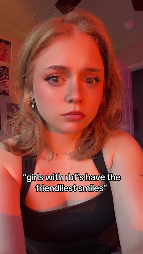 Mila Cherry (@cherrygrlfrnd) - Urlebird