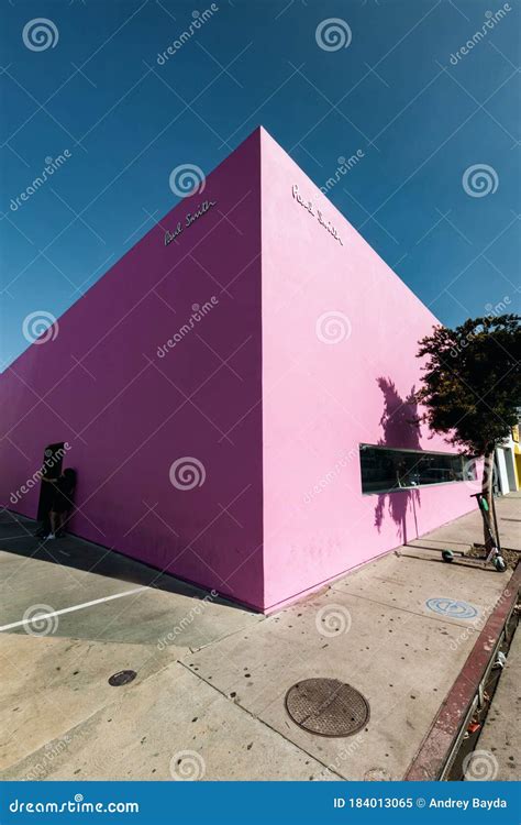 The Paul Smith Pink Wall on Melrose Avenue Editorial Image - Image of ...
