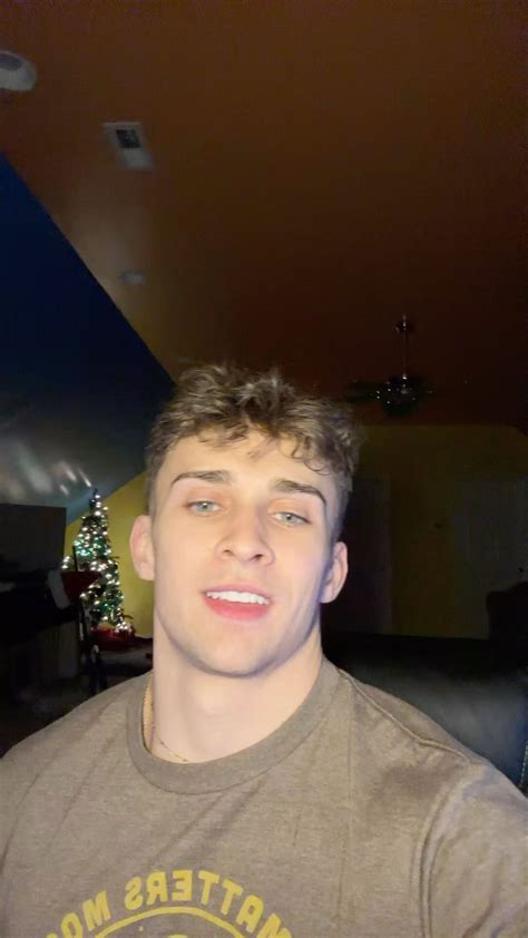 @leo_lust1 | Why am I like this 🤣 #reels #viral #explorepage #comedy #fortheboys #humor #gayhunk ...