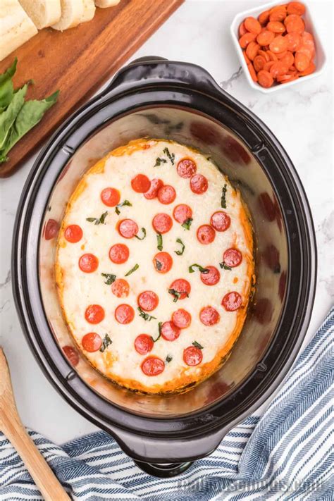 Crock Pot Pizza Dip