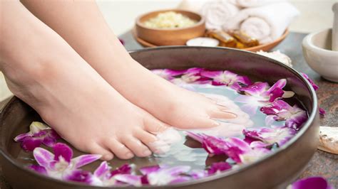 #1 How to do a Jelly Pedicure at home in style in 2029