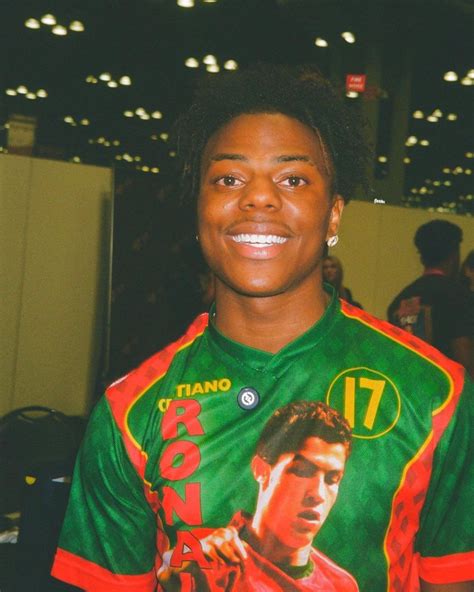 ishowspeed | Celebrity selfies, Famous movies, Celebrities