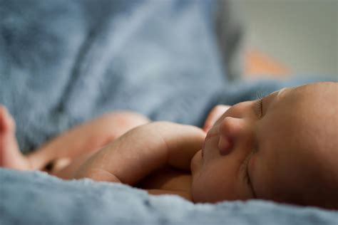 Newborn breathing issues and respiratory distress | Summer Health