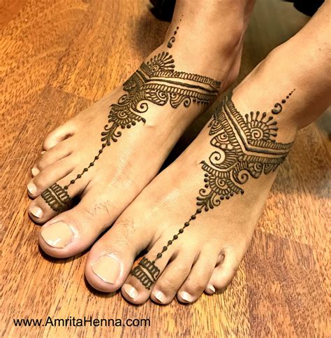 Simple Henna Foot Designs