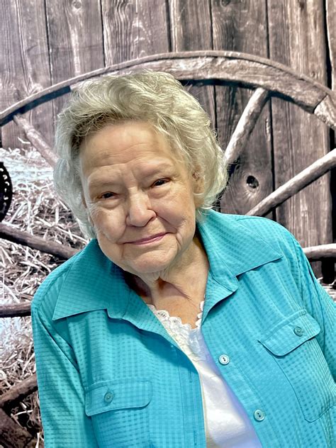 Harwell, Louise (nee Bailey) - Kutis Funeral Home Inc